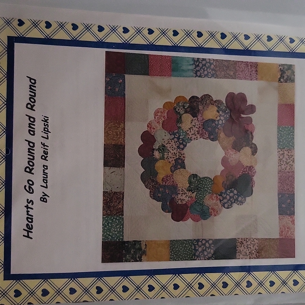 Hearts Go Round And Round Quilt Pattern By Laura Reif Lipski